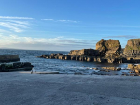 Coast road flat